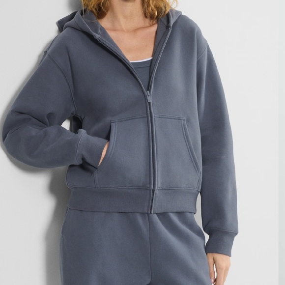 Aritzia TNA cozyfleece hoodie - Picture 1 of 8